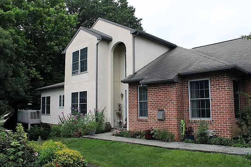 528 Thorngate Pl photo 1