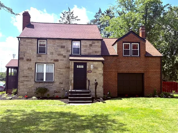 7254 Craigmere Dr, Middleburg Heights, OH 44130