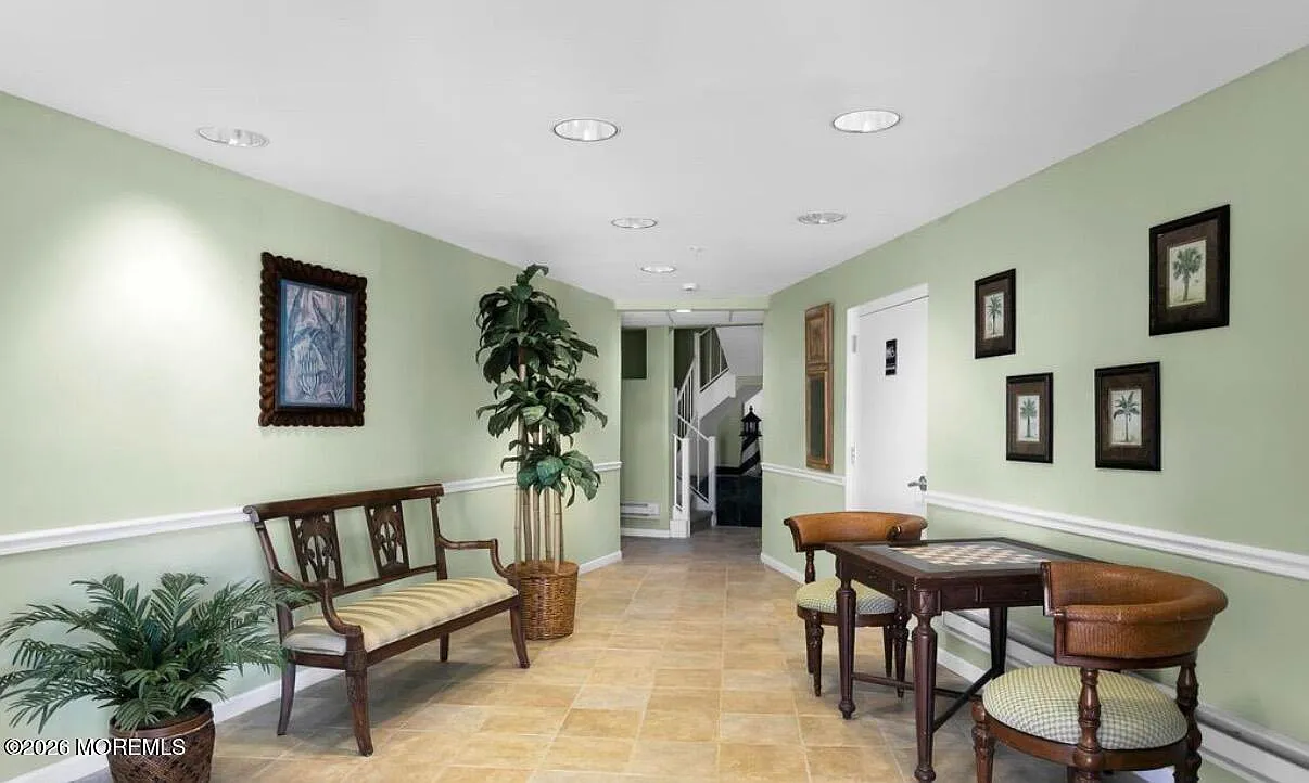 Studio, 1060 sqft, $4,000 — Photo 4
