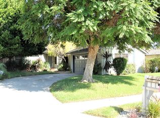 8936 Garden Grove Ave, Northridge, CA 91325