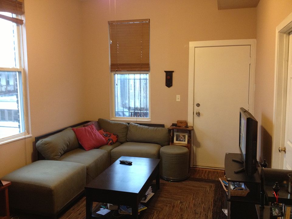 1st image of 2613 W Evergreen Ave APT 3R