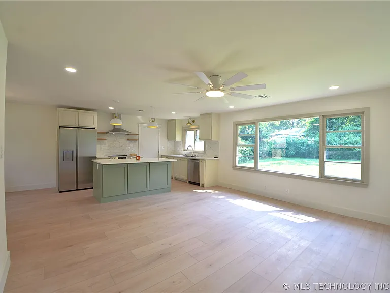 3823 S Indianapolis Ave — Photo 7
