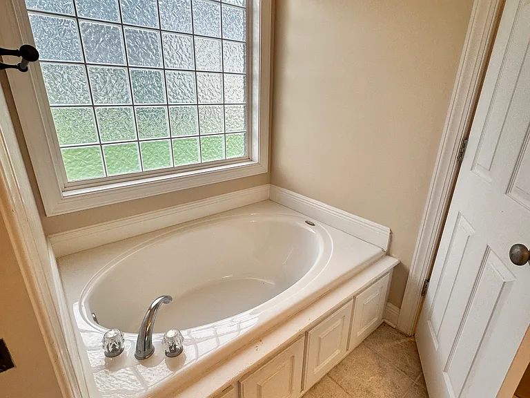 207 Okeechobee Dr — Photo 11