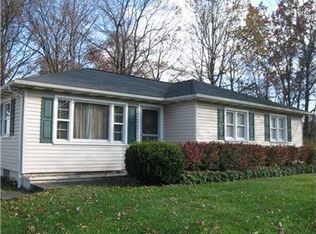 515 Sunset Blvd, Hermitage, PA 16148