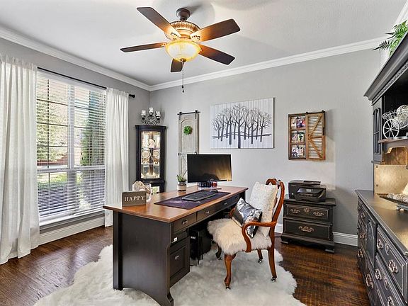 5th image of 501 Elm Creek Dr