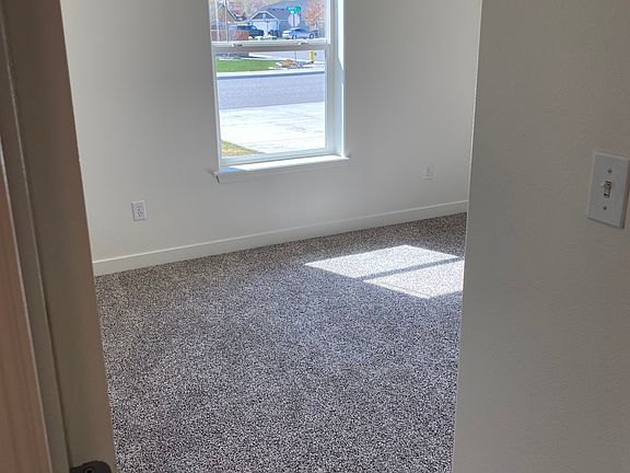 4th image of 5280 Monica St