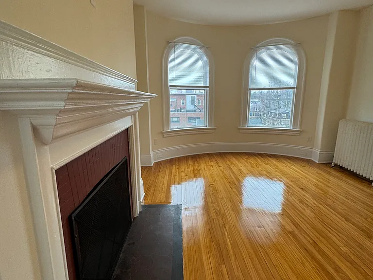 2 Ware St #202 — Photo 2