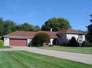 107 Mervis Dr, Beaver Falls, PA 15010