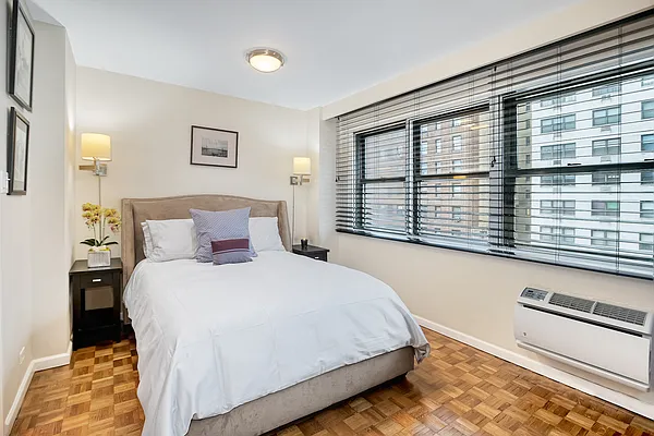 Sold by Compass | media 9