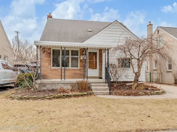 1636 Goddard Rd, Lincoln Park, MI 48146