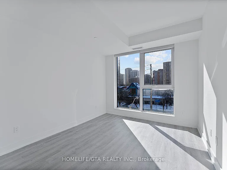 25 Cordova Ave #413 — Photo 9