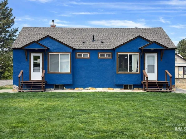 217 & 219 Oregon St, Gooding, ID 83330