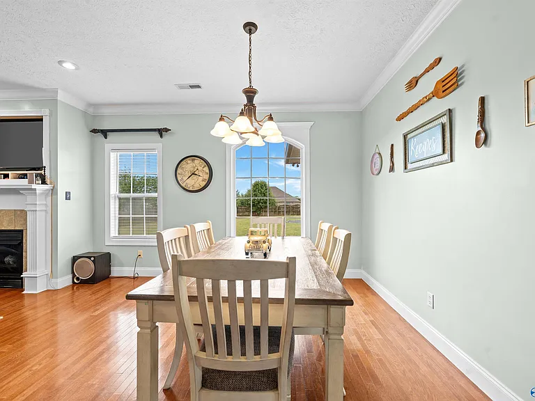 25850 Iron Gate Dr — Photo 15