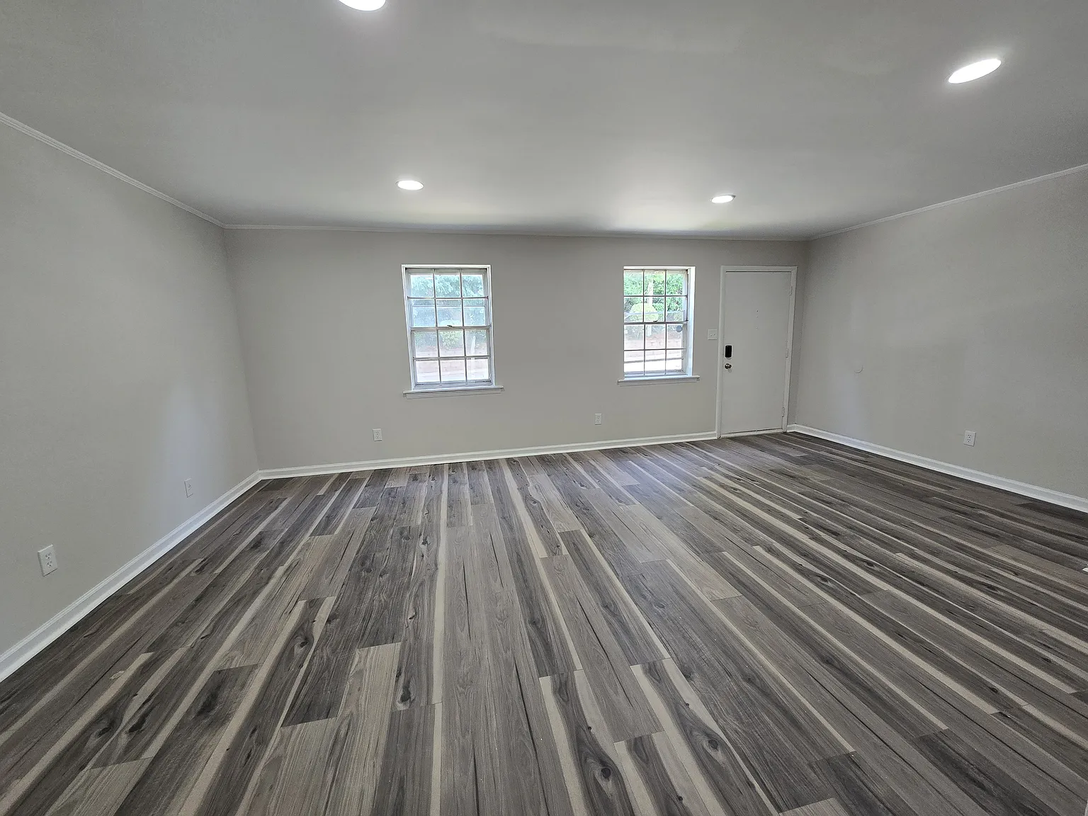 3 bed, 2.5 bath, 1344 sqft, $1,800 — Photo 4