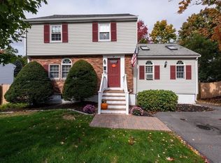 35 Windsor Rd, Stoneham, MA 02180