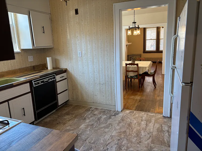 1400 Maple Ave #1 — Photo 7