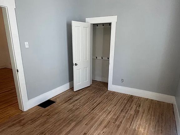 5th image of 206 6th St