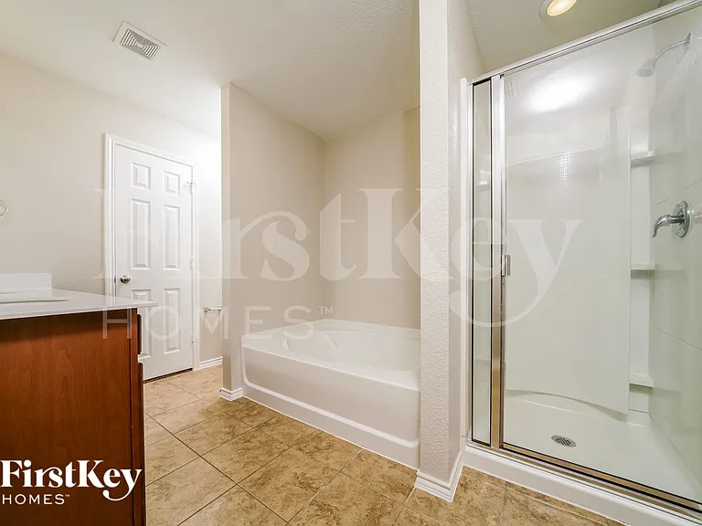 1505 Vernon Dr — Photo 13