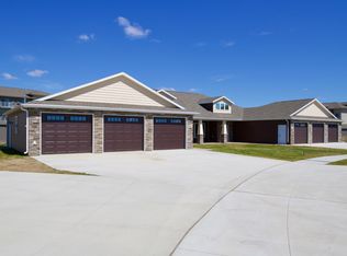 3630 Gale Cir SE, Mandan, ND 58554
