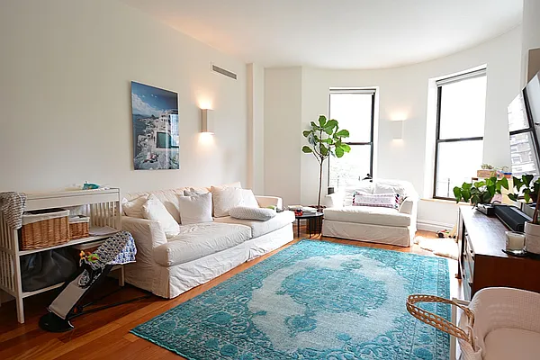 Rented by Keller Williams NYC | media 60