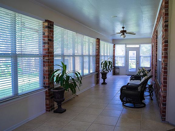 5th image of 103 Bon Vie Dr