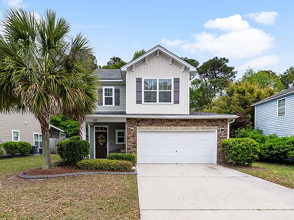 2nd image of 1517 Thoroughbred Blvd