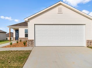 1217 Santa Fe Trl, Bauxite, AR 72011