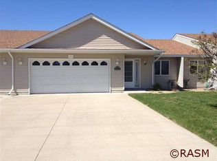 1852 E Welco Dr, Saint Peter, MN 56082