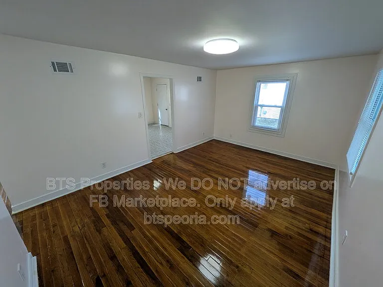 906 S Tonti Cir — Photo 4