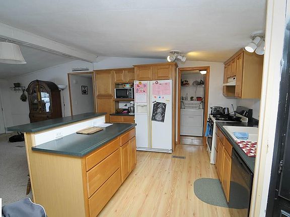 5th image of 4790 Meyer Ave