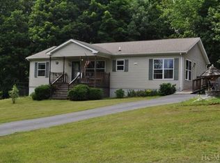 121 Fancor Rd, Clinton Corners, NY 12514