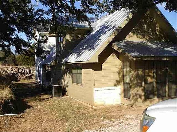 3rd image of 1135 Longhorn Dr