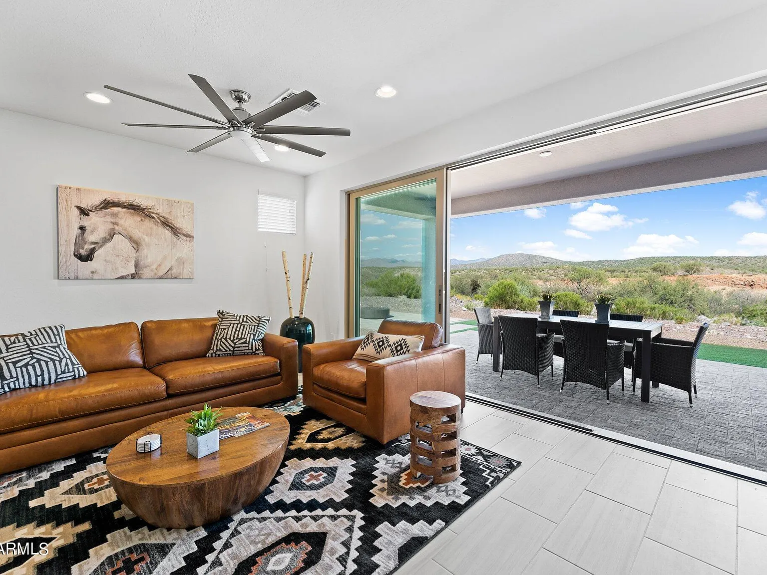 3 bed, 2.0 bath, 1839 sqft, $3,500 — Photo 1