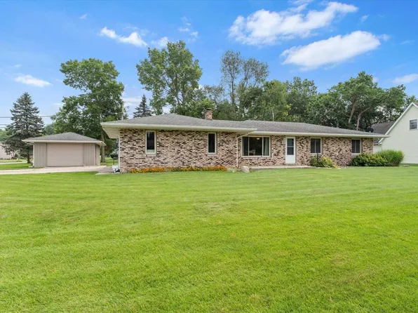 57080 Osage Dr, Goshen, IN 46528
