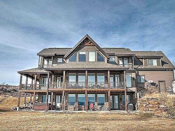2nd image of 1607 Reserve Dr