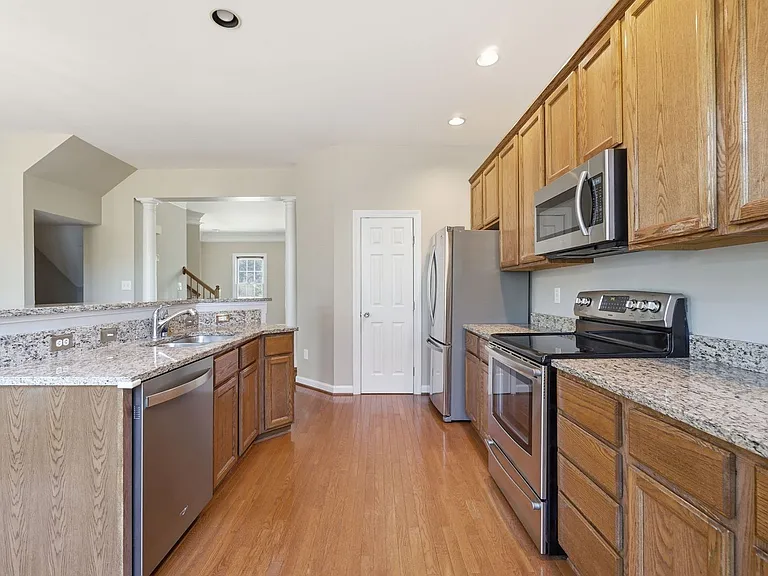 25384 Herring Creek Dr — Photo 11