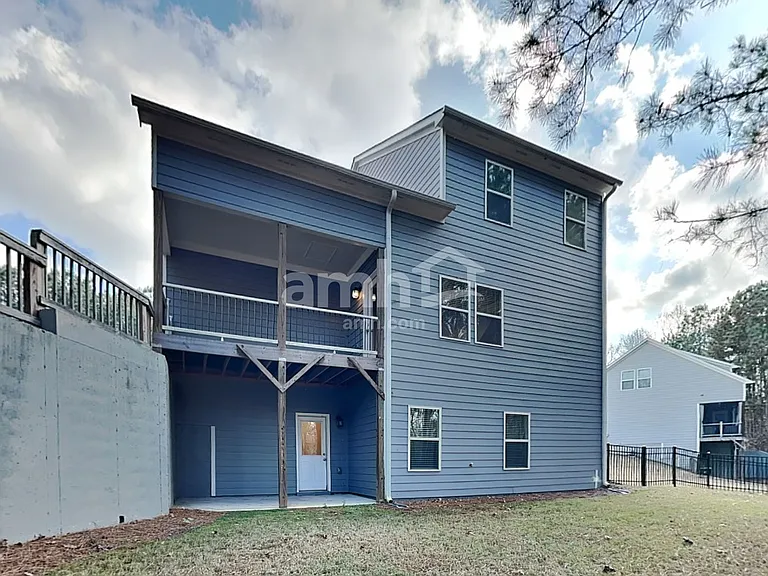 553 Camp Dr — Photo 26
