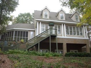 203 Sunset Point Rd, Fort Gaines, GA 39851