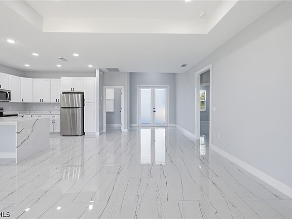 4th image of 3367 Meadow Rd