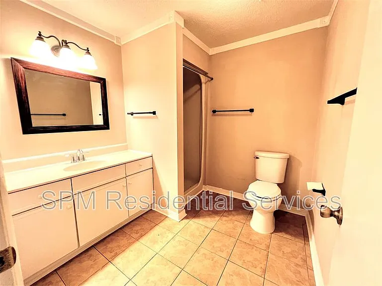 724 Azalea Dr #447 — Photo 9