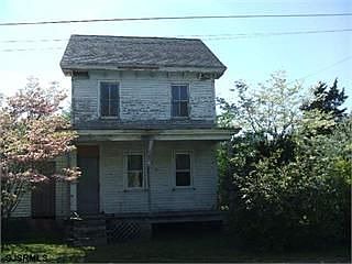 1st image of 2401 Lincoln St