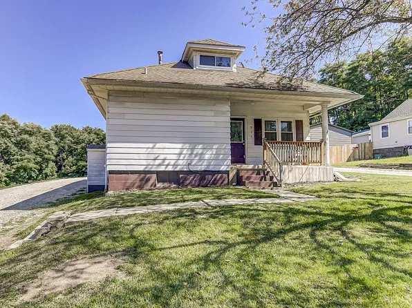 913 E Kinzie St, Riverton, IL 62561
