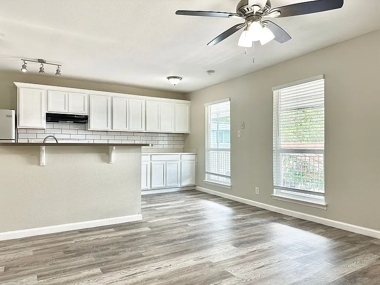 Crestview Place — Photo 11
