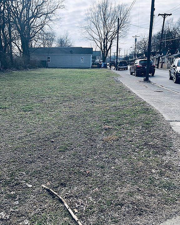 2nd image of 250 Race St