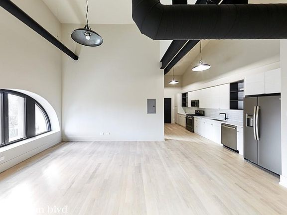 4th image of 3061 W Logan Blvd #1826