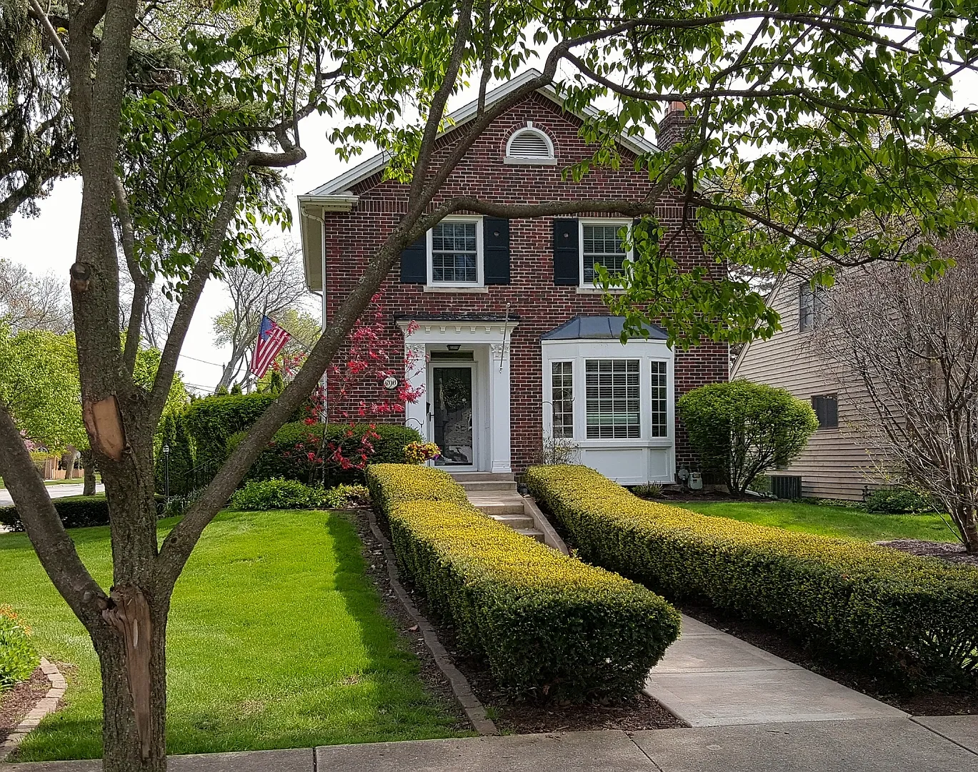 200 W Grandview St photo 1