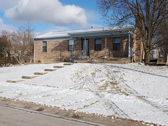 2nd image of 8620 Majestic Ln