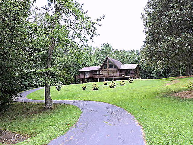 1st image of 3044 Breezewood Dr