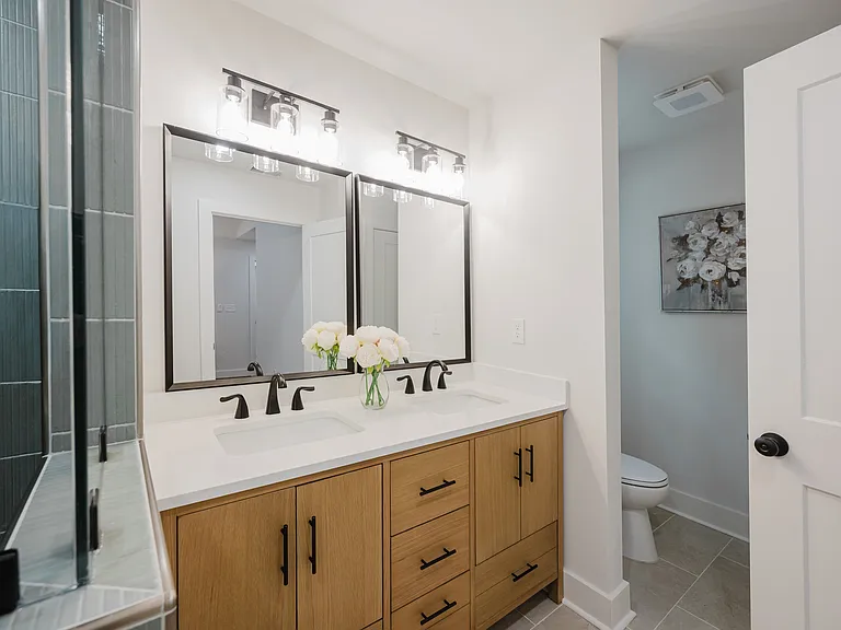 2260 Pine Ln — Photo 22