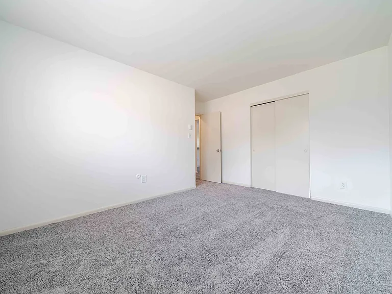 Blair Mill Village West Apartment Homes — Photo 11